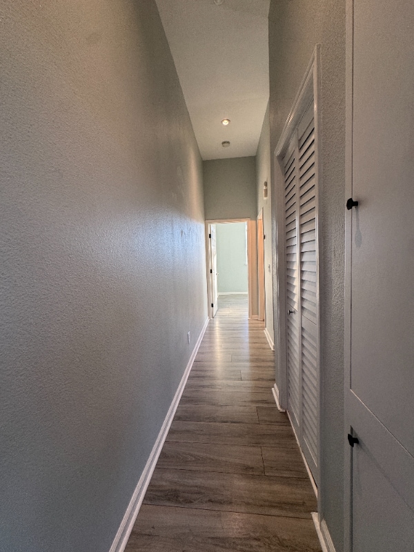 Building Photo - 743 Bonita Pl