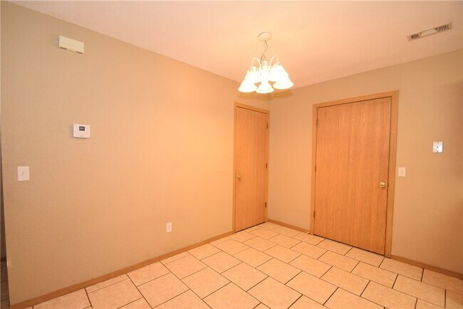 Building Photo - 1154 Homestead Loop