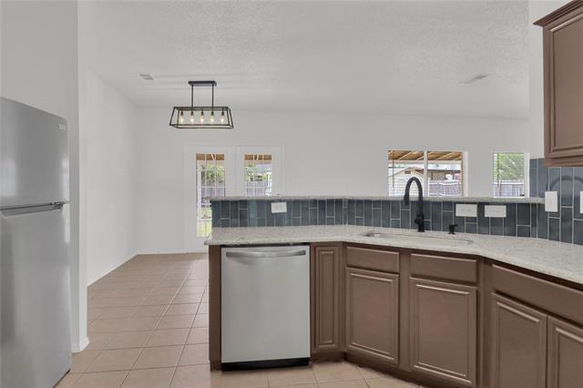 Building Photo - 6740 Silvercrest Dr
