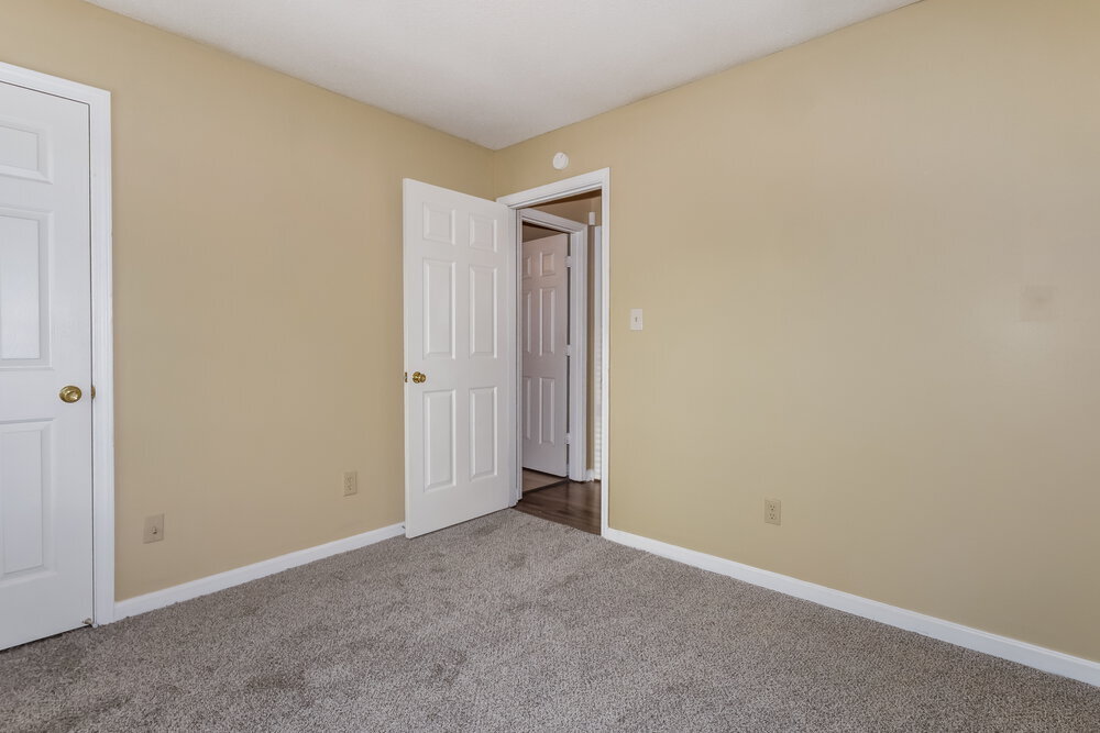 Building Photo - 2184 Stone Stream Dr