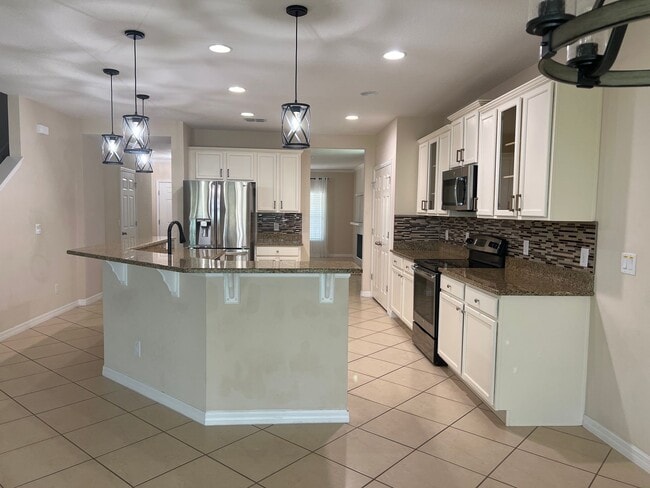 Building Photo - 642 Andalusia Loop