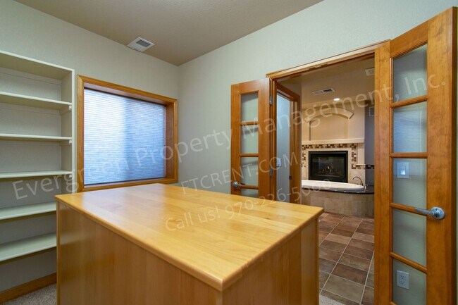 Building Photo - 3775 Sandy Shore Ln