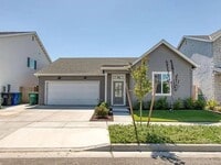 Building Photo - 1762 N ASTER LK RD