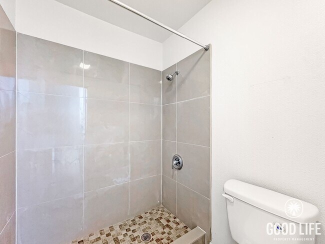 Building Photo - Modern UTC Condo with En Suite Bedrooms, Balcony & Community Amenities