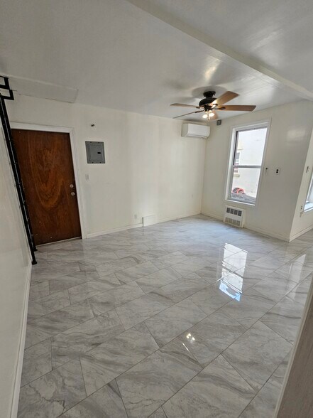 Building Photo - 7108 13th Ave