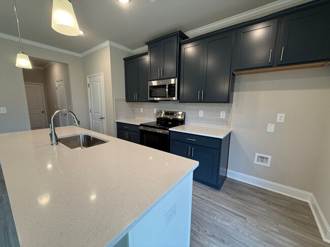 Building Photo - Spacious Brand New 4BR Townhome in Norcross