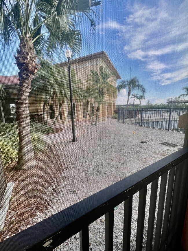 Building Photo - 4345 Bayside Village Dr