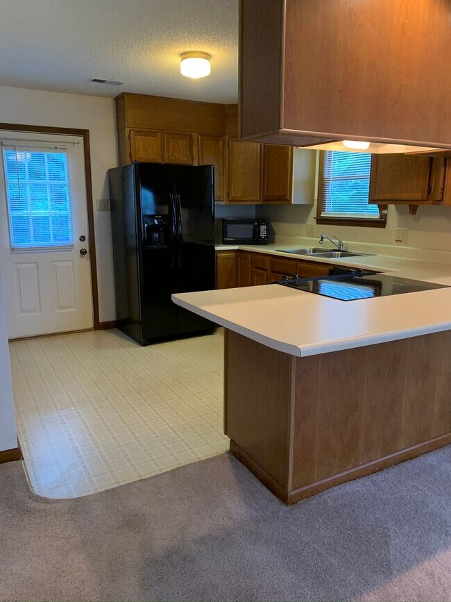 102 Peninsula Pl Ln 102 Peninsula Pl Ln Mooresville NC 28117