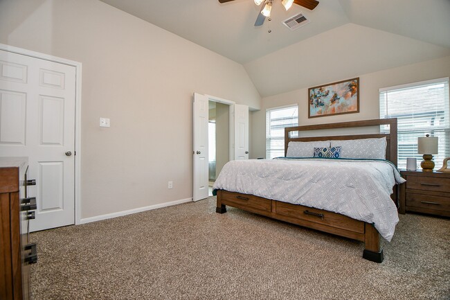 Building Photo - 2519 Sunlit Meadow Trl