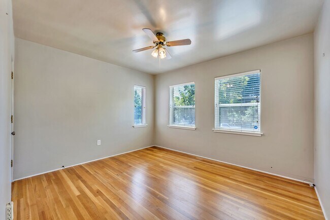 Building Photo - 760 Marsh Ave