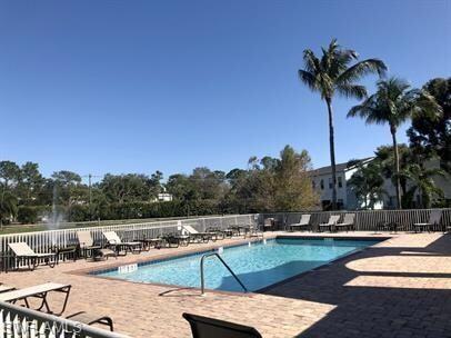 Building Photo - 3255 Tamara Dr