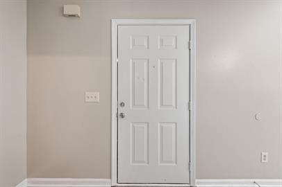 Building Photo - 3606 Hopkins Ct
