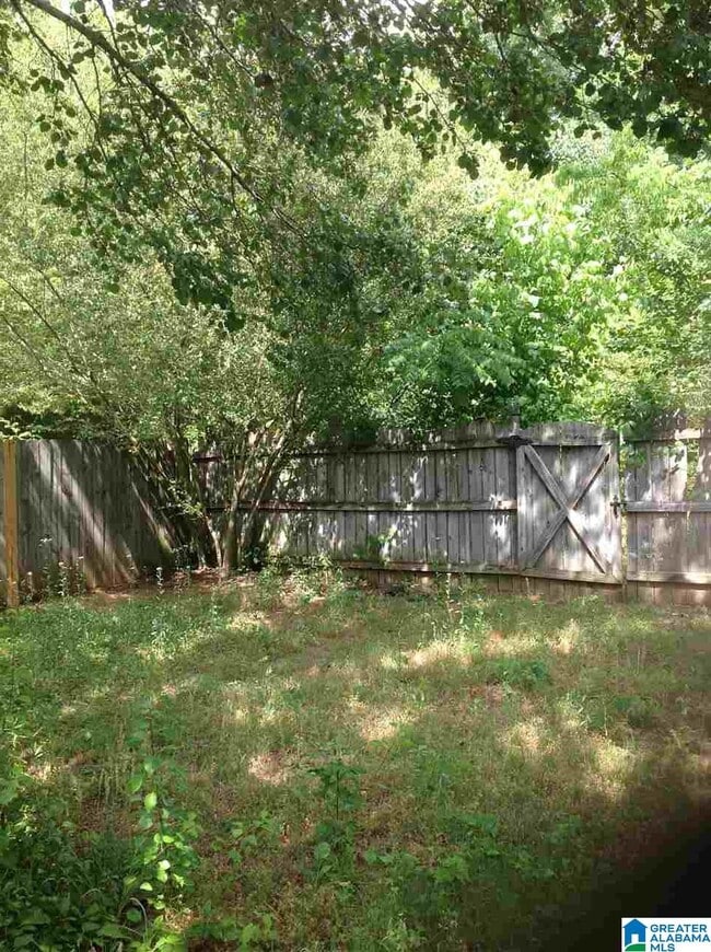 Building Photo - 200 Willow Point Cir