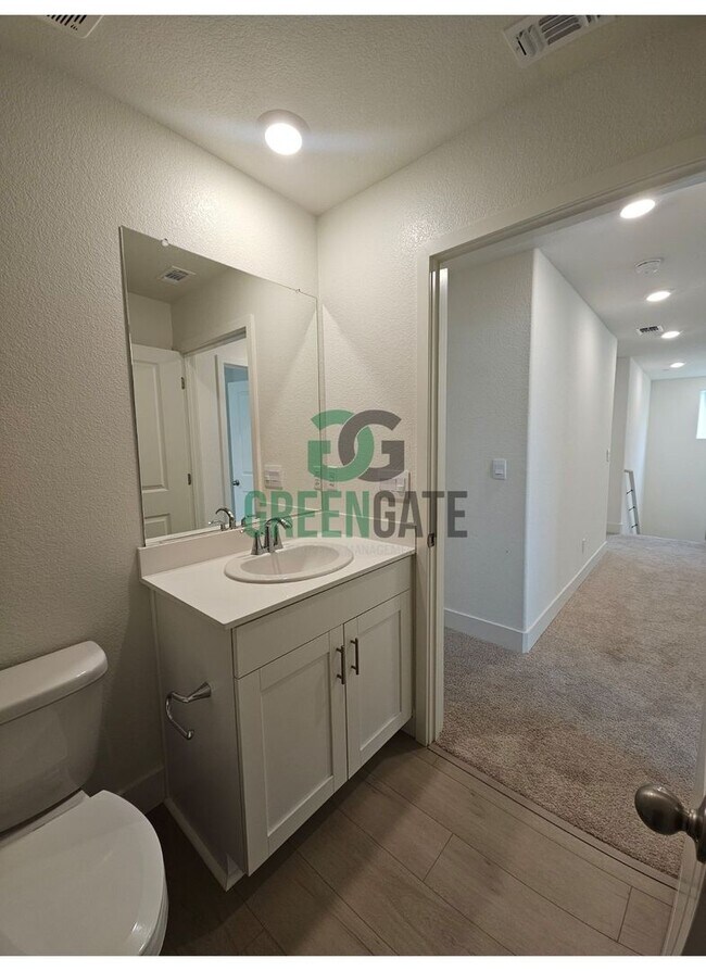 Building Photo - 3 Bedroom 2.5 Bath New Build in Lathrop! AVAILABLE NOW!!