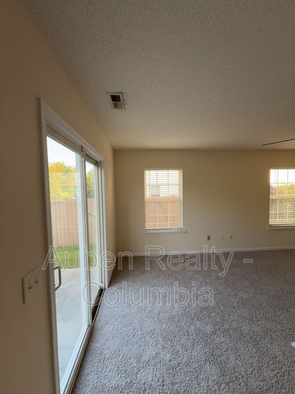 Building Photo - 420 Cape Jasmine Way