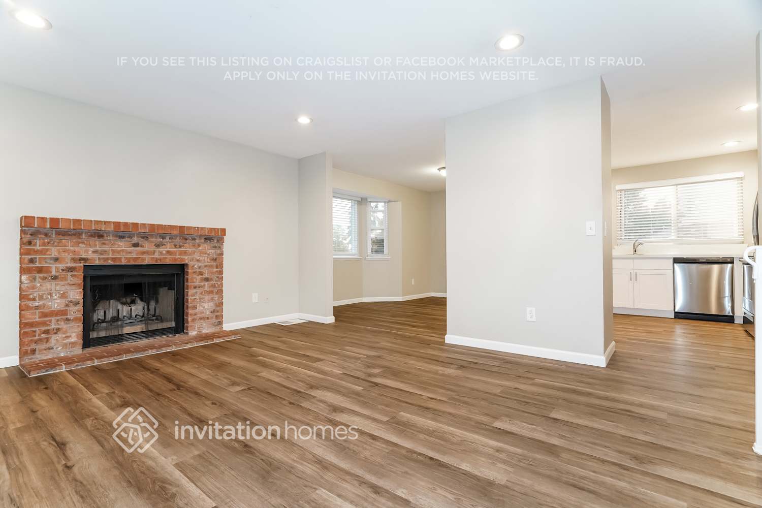 Building Photo - 1216 S 236th Pl