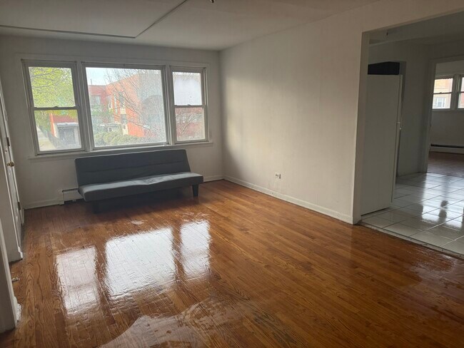 Building Photo - 8300 S Vernon Ave