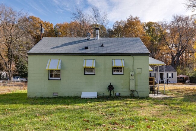 Building Photo - Cozy, Two Bedroom Home in Midlothian Avail...