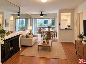 Building Photo - 7101 Summertime Ln