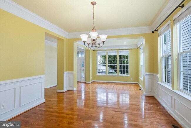 Building Photo - 7517 Lindberg Dr