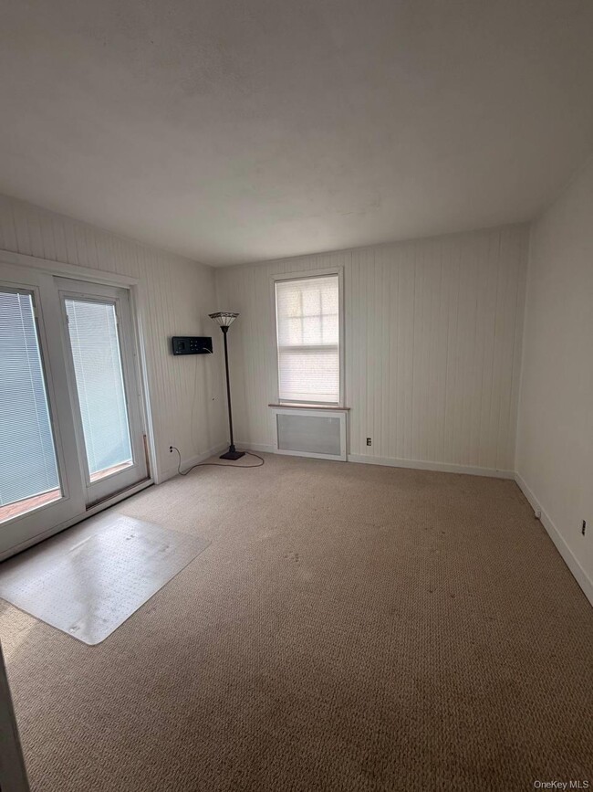 Building Photo - 462 Franklin Blvd