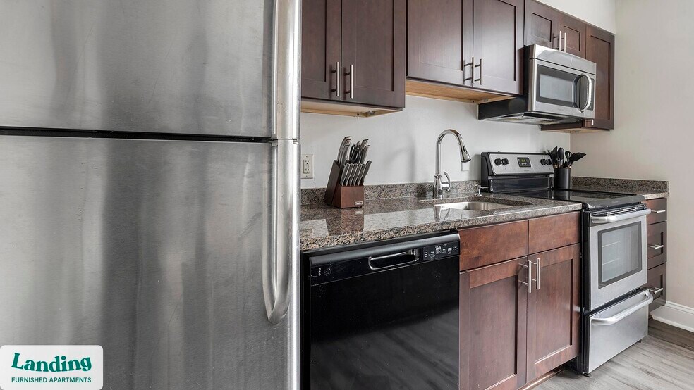 Building Photo - 617 W Lexington St