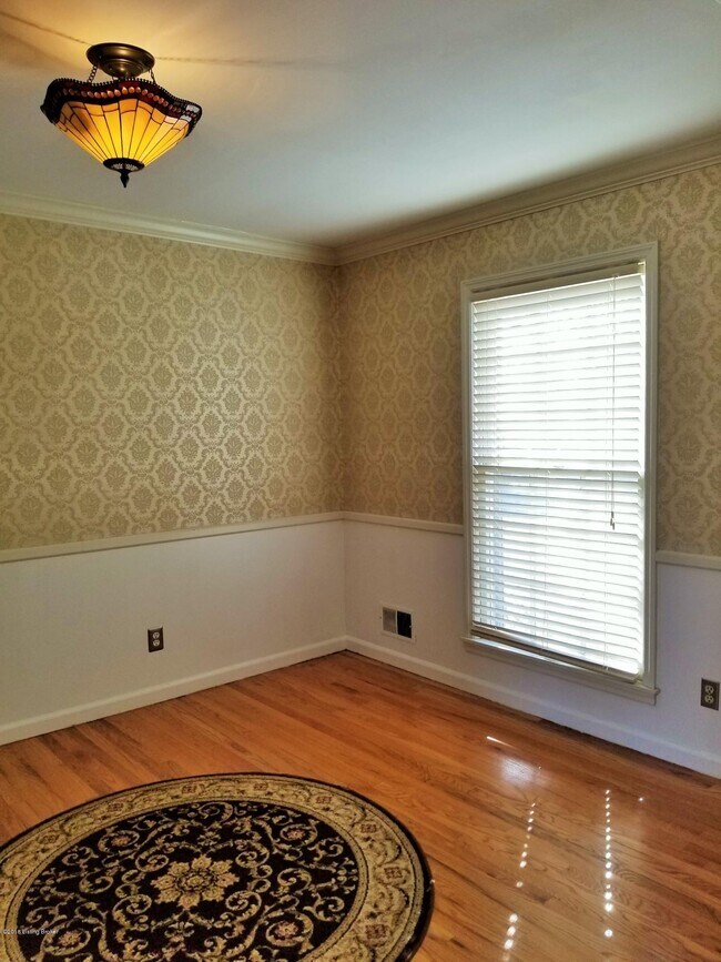 Building Photo - 8203 Camberley Dr