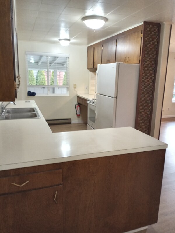 Building Photo - 313 Pecks Dr