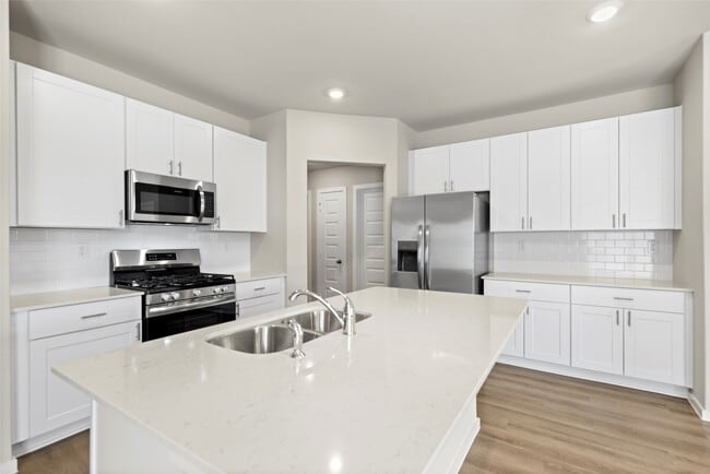 Building Photo - 166 Sterling River Ln