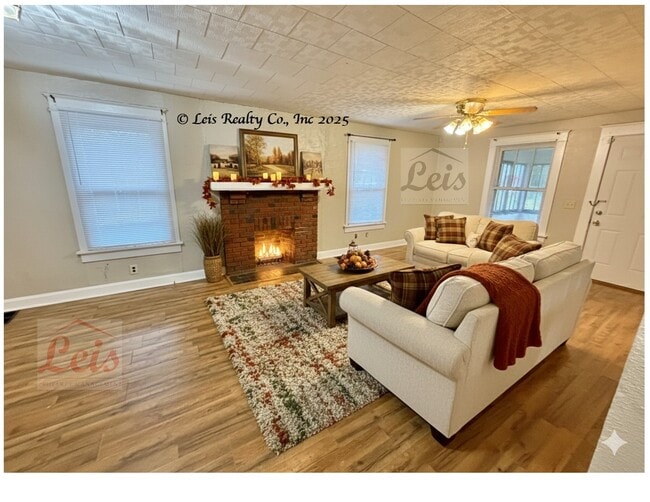 Building Photo - 3341 N Main St