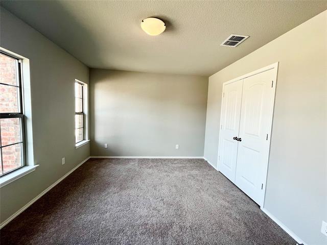 Building Photo - 928 Madeline Ln