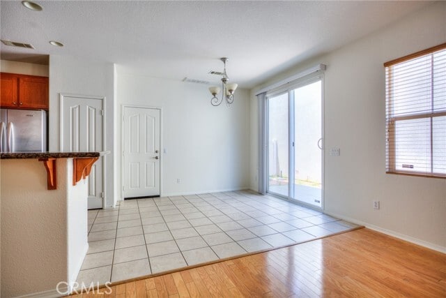 Building Photo - 11090 Mountain View Dr