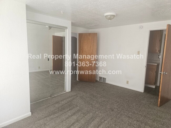 Building Photo - 297 Marvista Ln