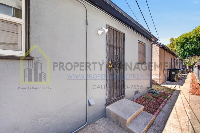 Building Photo - 3230 W St