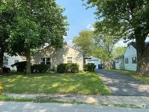 Building Photo - Completely updated 3 bedroom 1.5 bath home