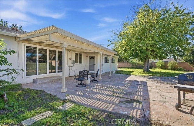 Building Photo - 335 N London Pl