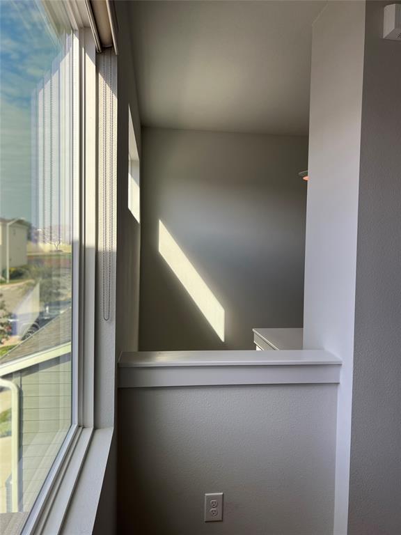 Building Photo - 1302 Limelight Ln