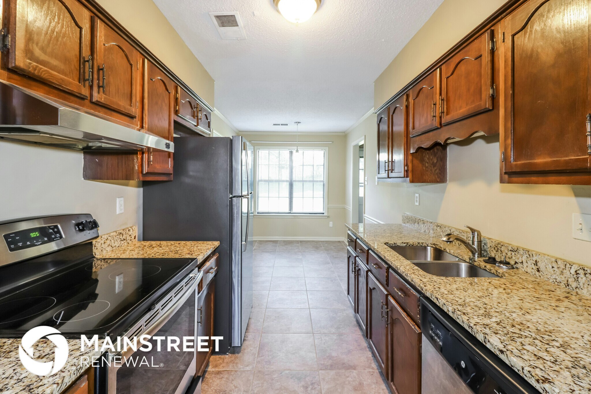 Building Photo - 1041 Trappers Cove