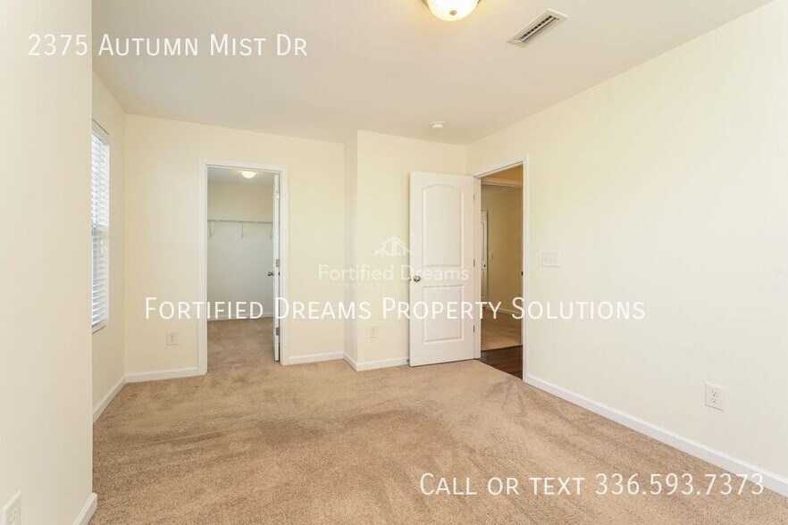 Building Photo - 2375 Autumn Mist Dr