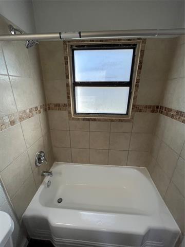 Building Photo - 430 Carver St