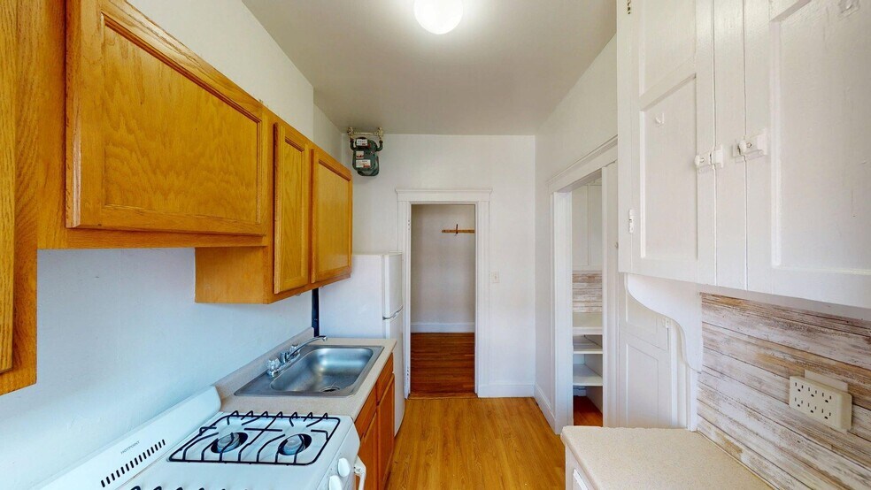 Building Photo - 66 Chiswick Rd