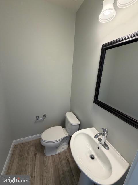 Building Photo - 320 Pink Azalea Terrace SE