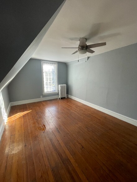 Building Photo - 400 Bethlehem Pike