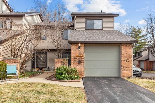 Building Photo - 1816 Misty Moss Dr