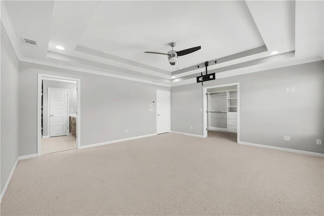 Building Photo - 2967 Silver Hill Terrace SE