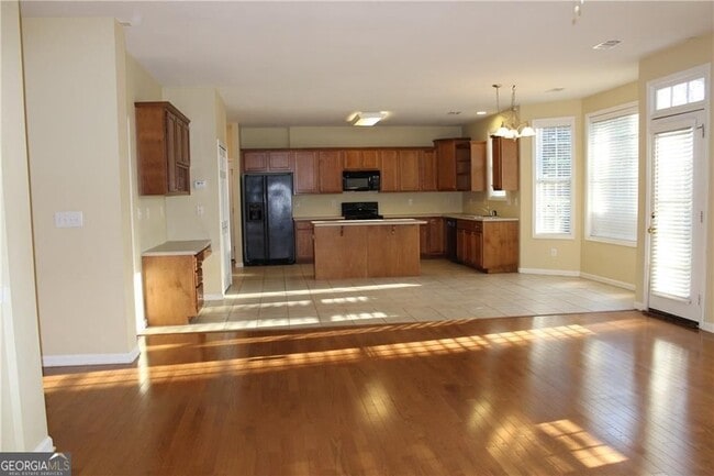 Building Photo - 2627 Hampton Park Dr