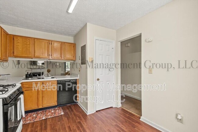 Building Photo - 6426 Charter Way