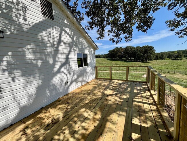 Building Photo - 82 Koppelmann Ln