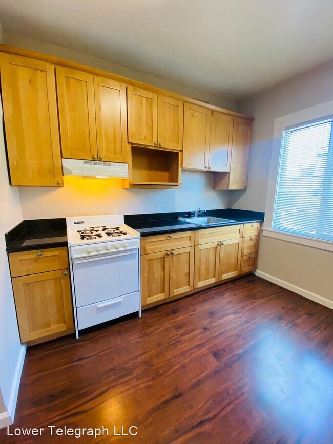 Building Photo - 2315 Telegraph Ave