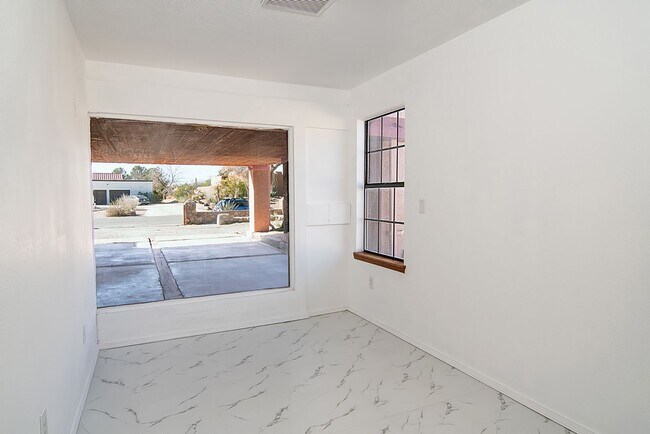 Building Photo - 6621 Vista Hermosa